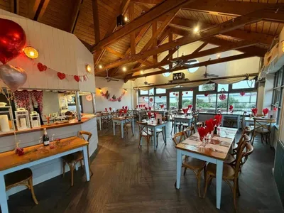 Pebbles interior
