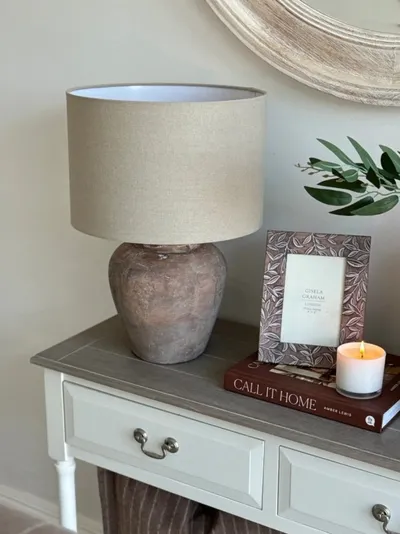 decorative table lamp